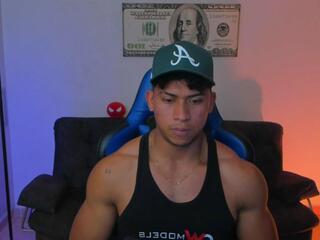 Mathew Evanz — Flirt4free stream photo (Apr 2026)