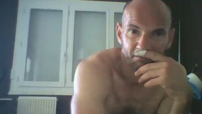 hotfrenchcho — Cam4 stream photo (Apr 2026)