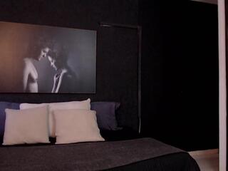 Noah Bezs — flirt4free