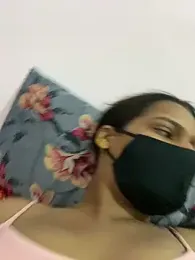 Priyanka011 — Stripchat stream photo (May 2026)