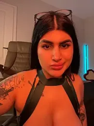 Niinarosee — Stripchat stream photo (Mar 2026)