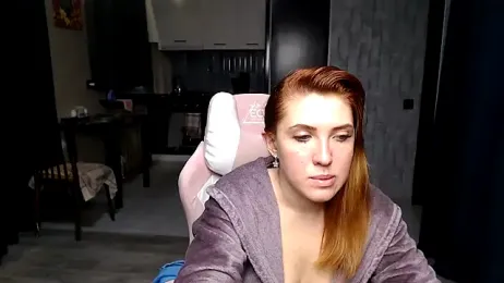 Reginasmilee — Stripchat stream photo (Oct 2025)