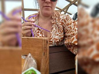 KrasivieNojki — Bongacams stream photo (Aug 2026)