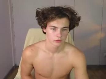 whiteskyy_ — Chaturbate stream photo (Aug 2026)