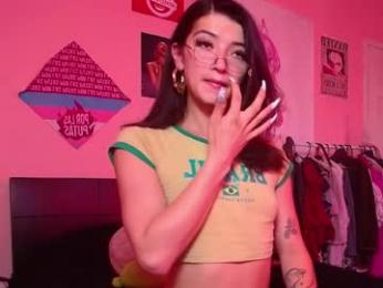 moonfiredance — chaturbate