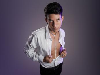 LeisanFox — Livejasmin stream photo (May 2026)