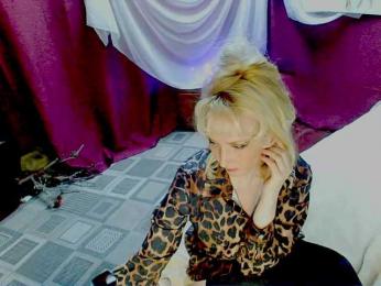KatrinExcite — Bongacams stream photo (Jun 2026)