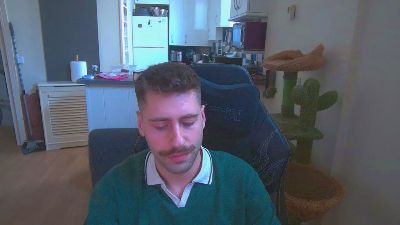 bigdickyoun1 — Cam4 stream photo (Apr 2026)