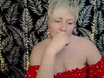 oliviaoskar_ — Chaturbate stream photo (Apr 2025)