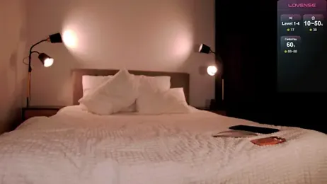 WOW-PeaCH-Girl — Stripchat stream photo (Apr 2026)