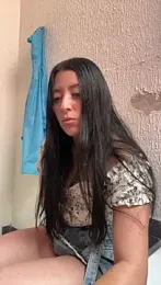 Sofhi_corolinne31 — stripchatでウェブカムモデルオンライン