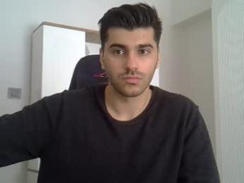 fortiori8 — chaturbateでウェブカムモデルオンライン