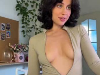 flaming_hotty — Chaturbate stream photo (Apr 2026)