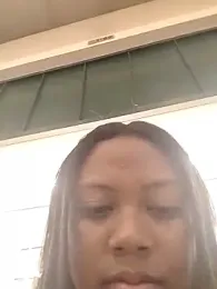 Girll_Amber — Stripchat stream photo (May 2025)