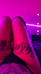 whorekinga — Cam4 stream photo (Apr 2026)