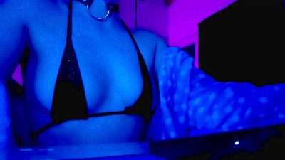 whorekinga — Cam4 stream photo (Apr 2026)