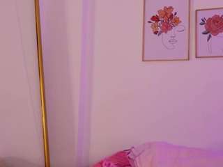 dark-angel77 — Camsoda stream photo (Sep 2026)