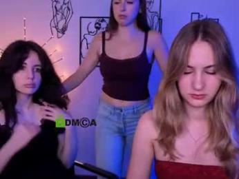 emilynxx — Chaturbate stream photo (Jul 2026)