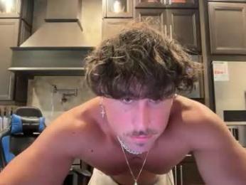 hungkingg22 — Chaturbate stream photo (Jun 2026)