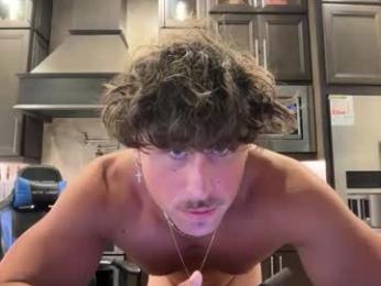 hungkingg22 — Chaturbate stream photo (Jun 2026)