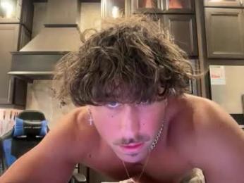 hungkingg22 — Chaturbate profile photo