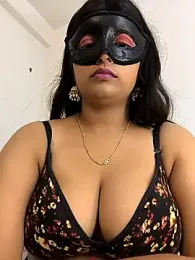 Naughty_Hottie_Eesha — stripchatでウェブカムモデルオンライン