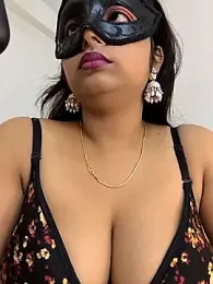 Naughty_Hottie_Eesha — stripchatでウェブカムモデルオンライン