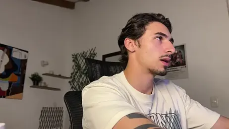 David_Brown18 — Stripchat stream photo (Apr 2026)