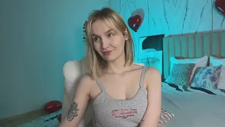 _Vikky_Moon_ — Stripchat stream photo (Apr 2026)