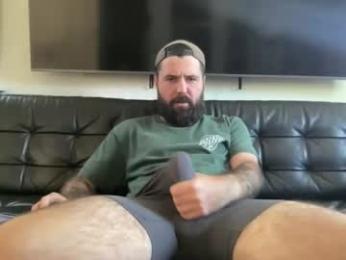 mamamylaramu — Chaturbate stream photo (May 2026)