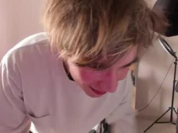 stralght_twinks — chaturbateでウェブカムモデルオンライン