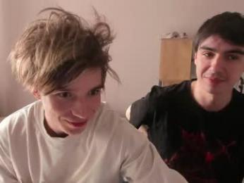 stralght_twinks — chaturbateでウェブカムモデルオンライン