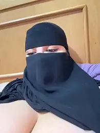 _Laiali_ — Stripchat stream photo (Feb 2026)