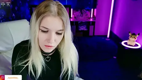 NaomiHita — stripchatでウェブカムモデルオンライン