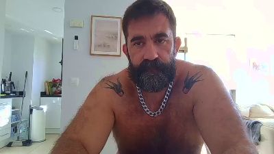 bigbonerbear — cam4でウェブカムモデルオンライン
