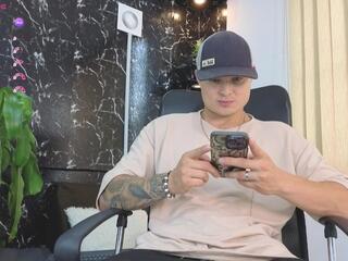 Allanx Ferrer — Flirt4free stream photo (Apr 2026)