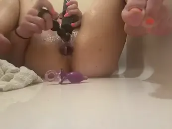 MegaTinyyy — stripchat