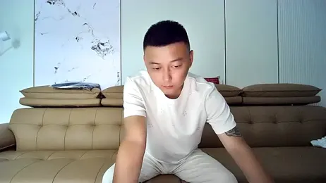 dong-77 — Stripchat stream photo (Sep 2026)
