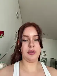 MaribelRiver — stripchatでウェブカムモデルオンライン