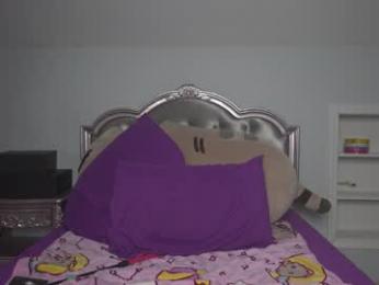 chroniclove — chaturbateでウェブカムモデルオンライン