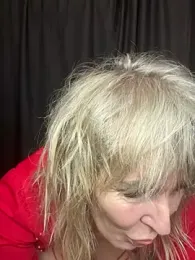 EsterHotMilf — Stripchat stream photo (Dec 2024)