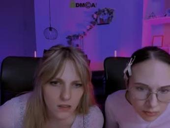 mona_cloud — Chaturbate stream photo (Apr 2026)