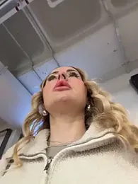 EmaSalis — stripchatでウェブカムモデルオンライン