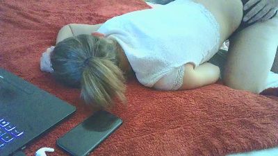 Lapetitesoumis — Cam4 stream photo (Apr 2026)