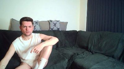 TwoTwinkHusband — Cam4 stream photo (Apr 2026)