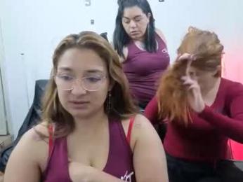 emilyriskhot — Chaturbate stream photo (Apr 2026)