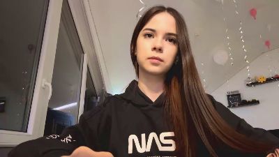 HertaMcginley — cam4でウェブカムモデルオンライン