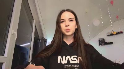 HertaMcginley — cam4でウェブカムモデルオンライン