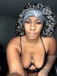 ItsForeignbabe — Stripchat stream photo (Aug 2026)