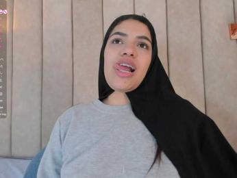 Umarani_ — Bongacams stream photo (May 2025)